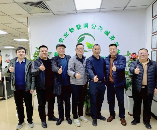 蓄势赋能·联动未来丨西农机电校友会到访烽云物联 — 共探智能制造产学研合作路径